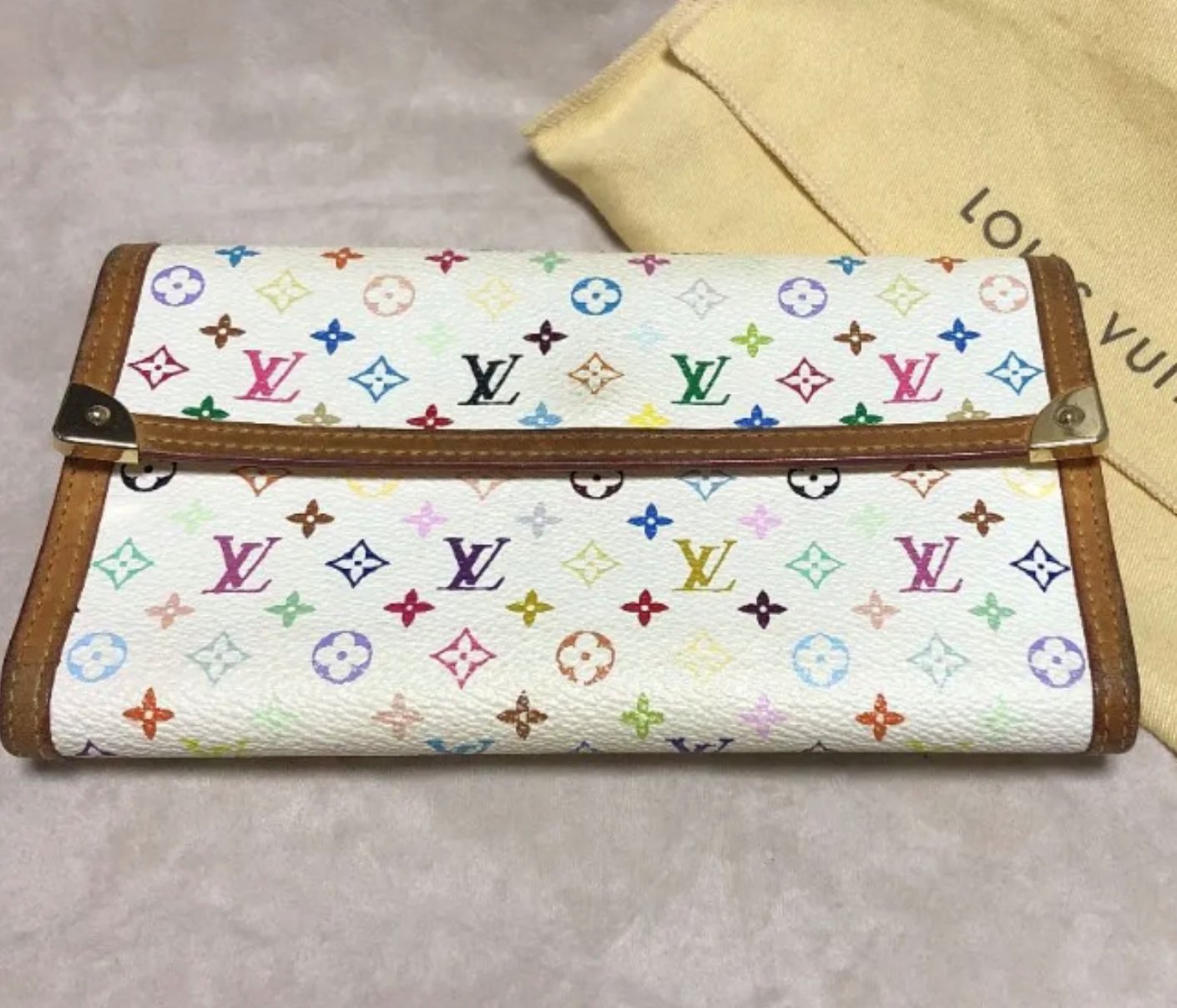 LOUIS VUITTON マルチカラー財布 外装クリーニング前